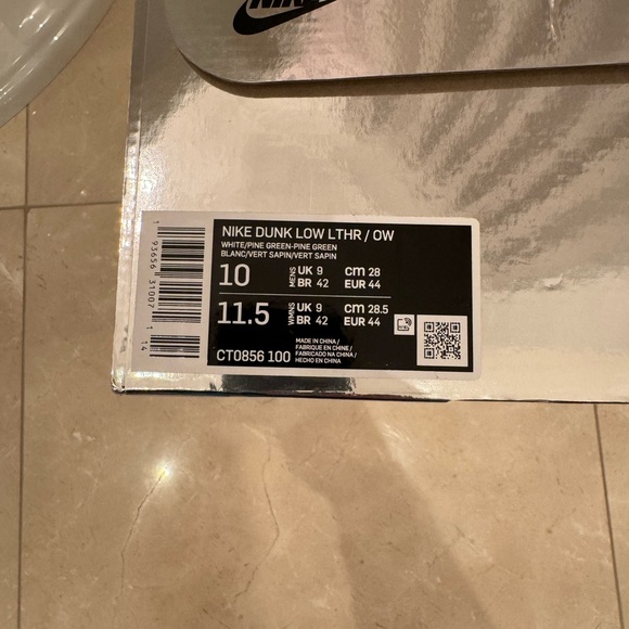 Nike Dunk Low Off-White Pine Green - Picture 11 of 16